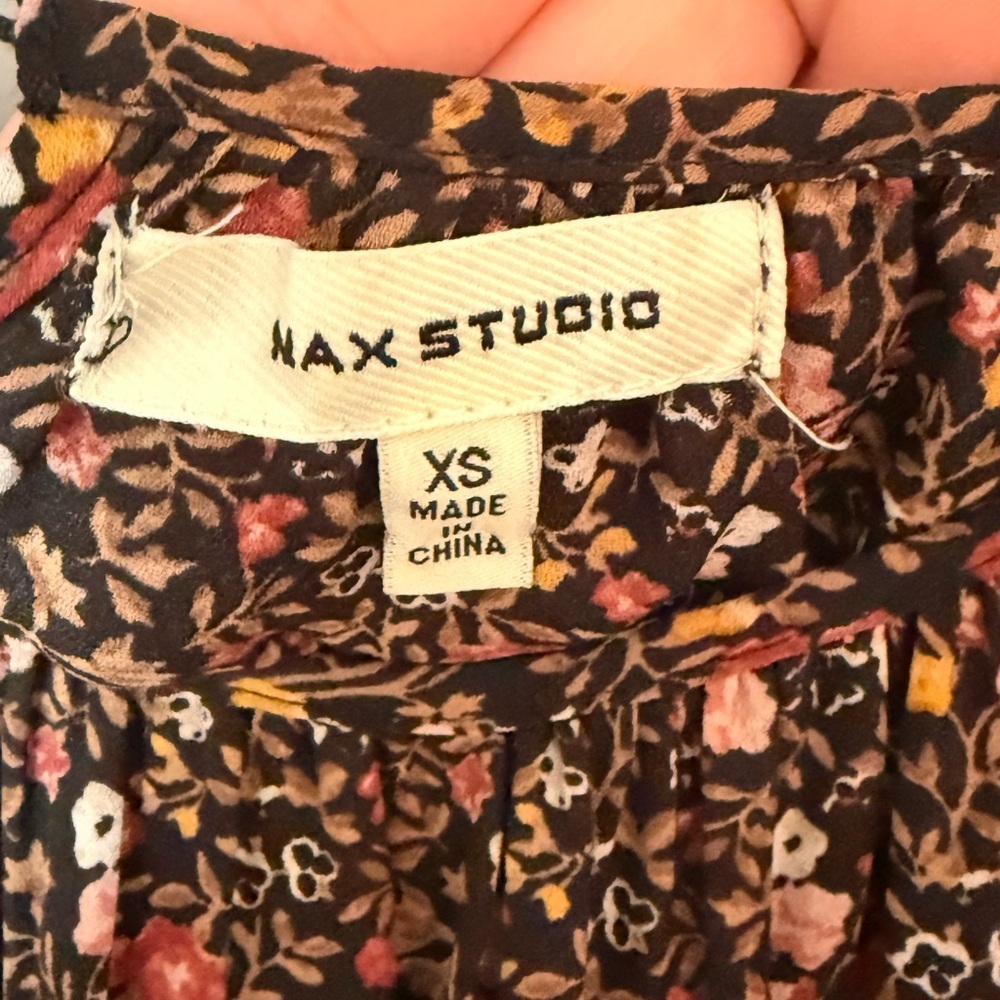 Max Studio Floral Long Sleeve Blouse Size XS - Picture 2 of 9